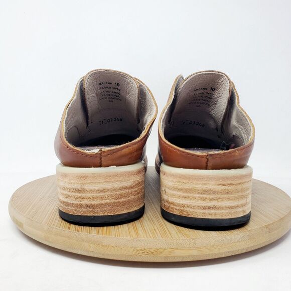 Freebird Brown and Black Mules - Picture 7 of 12